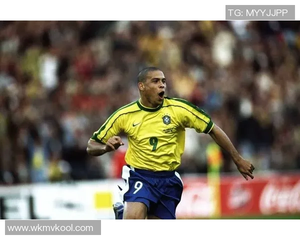 媒体评选足球历史十大球星盘点 各代传奇球员谁最伟大